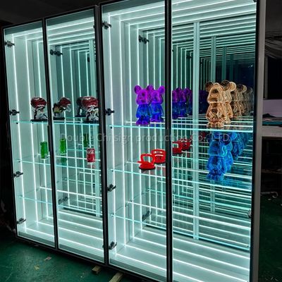 オーダーメイドサイズで 素晴らしいデザインの 無限輝く深淵鏡のディスプレイキャビネット