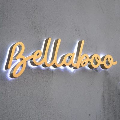 室内・屋外広告ディスプレイ LED ライトとレトロメタルサイン