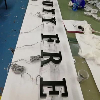DC電源 照明されたLEDネオン鏡 屋外デジタル広告用