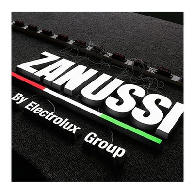 カスタマイズされたサイズ フロントライトとバックライト 3D LEDチャンネル 扉広告のための文字標識