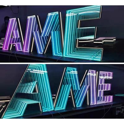 繊細なLEDミニ文字 電子インフィニティミラー LEDネオンサイン カスタマイズ製品