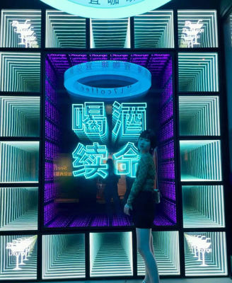 LED ストライプ 光源 3D ホログラム マジック インフィニティ ミラー ライト ボックスのカスタムデザイン