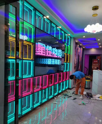 LED ストライプ 光源 多層鏡 12V 入力電圧のホログラム扇風機